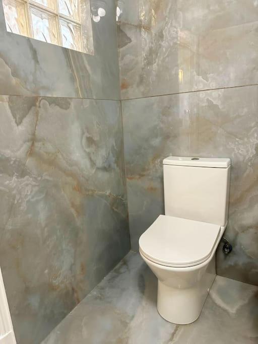 Apartamento Historical Center, Large 2 Bedroom Apartment, Bright & Stylish Lisboa