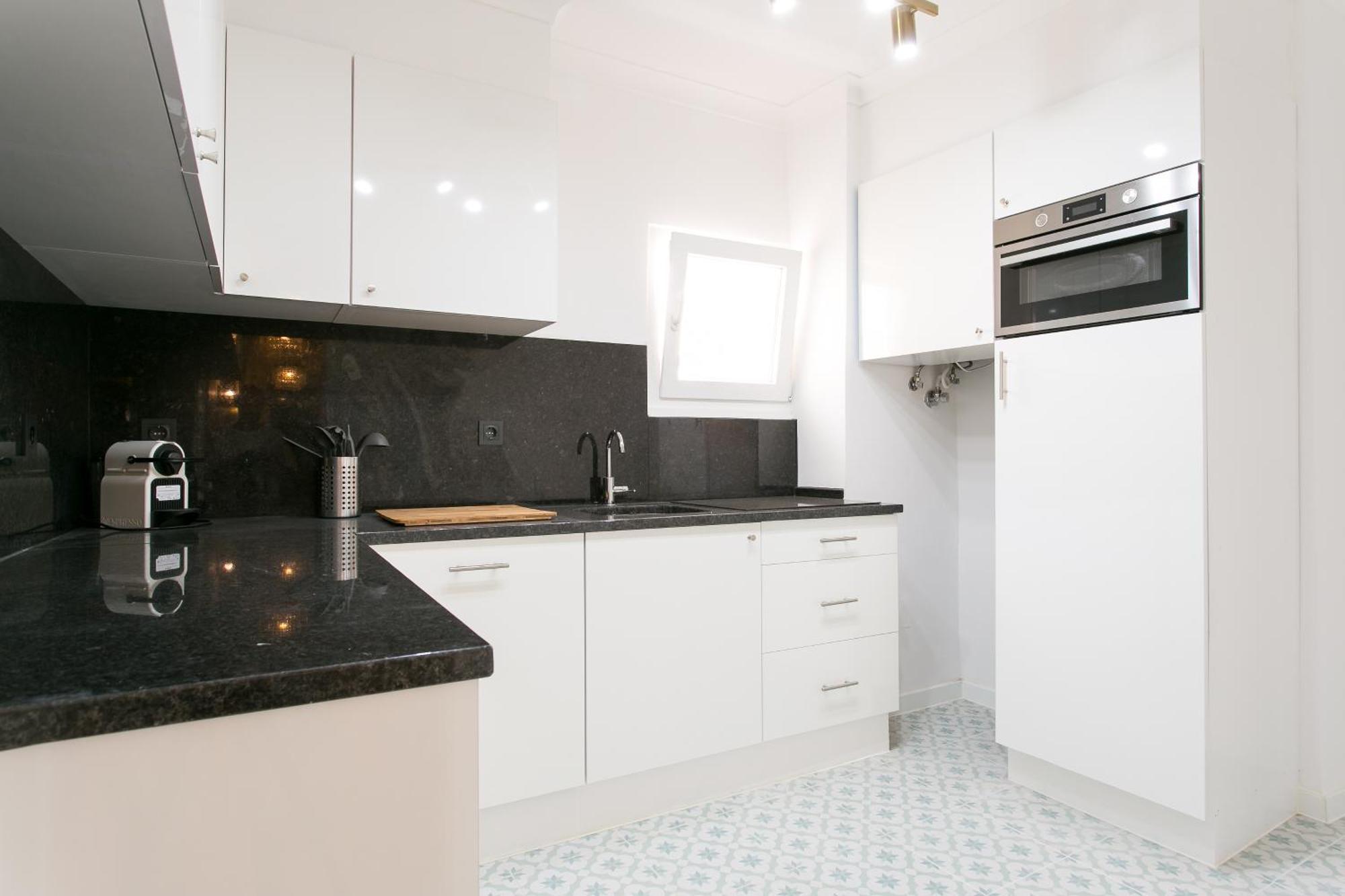 Apartamento Historical Center, Large 2 Bedroom Apartment, Bright & Stylish